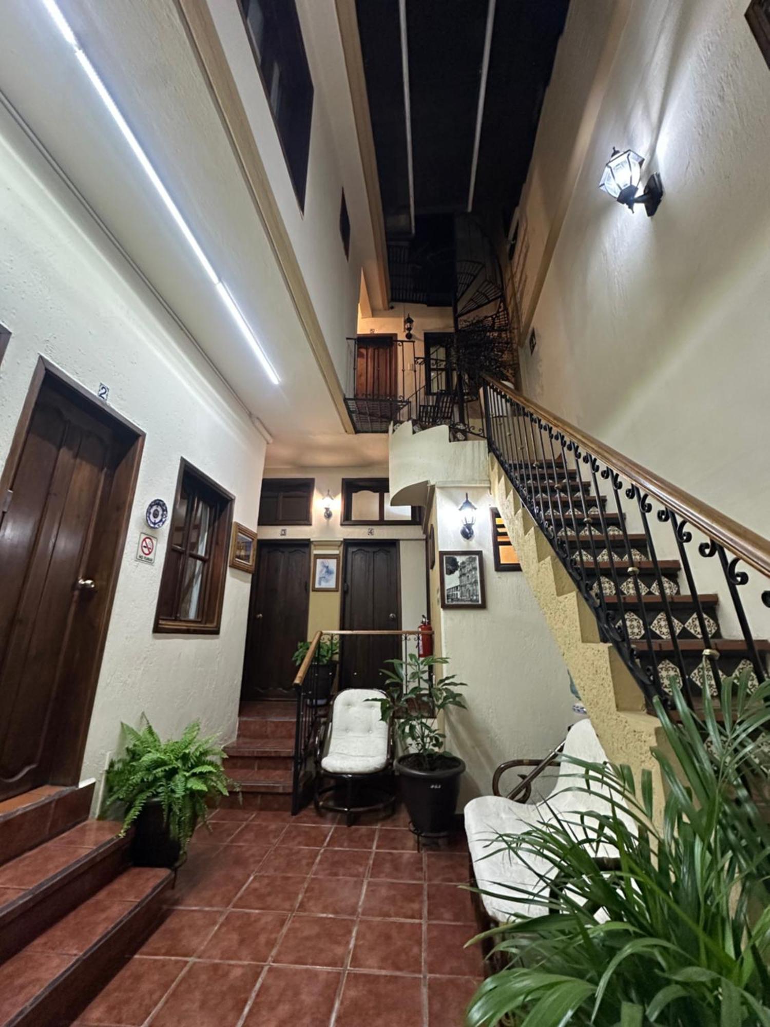 Hotel Posada Dominnycos San Cristóbal de Las Casas Exterior foto